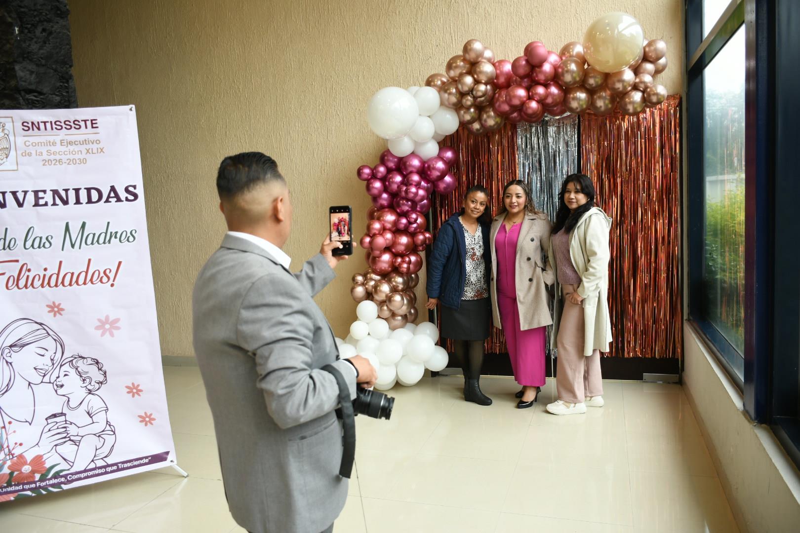 Festejo del Día de las Madres 2026, Sección XLIX HG. "Dra. Matilde Petra Montoya Lafragua", Tláhuac